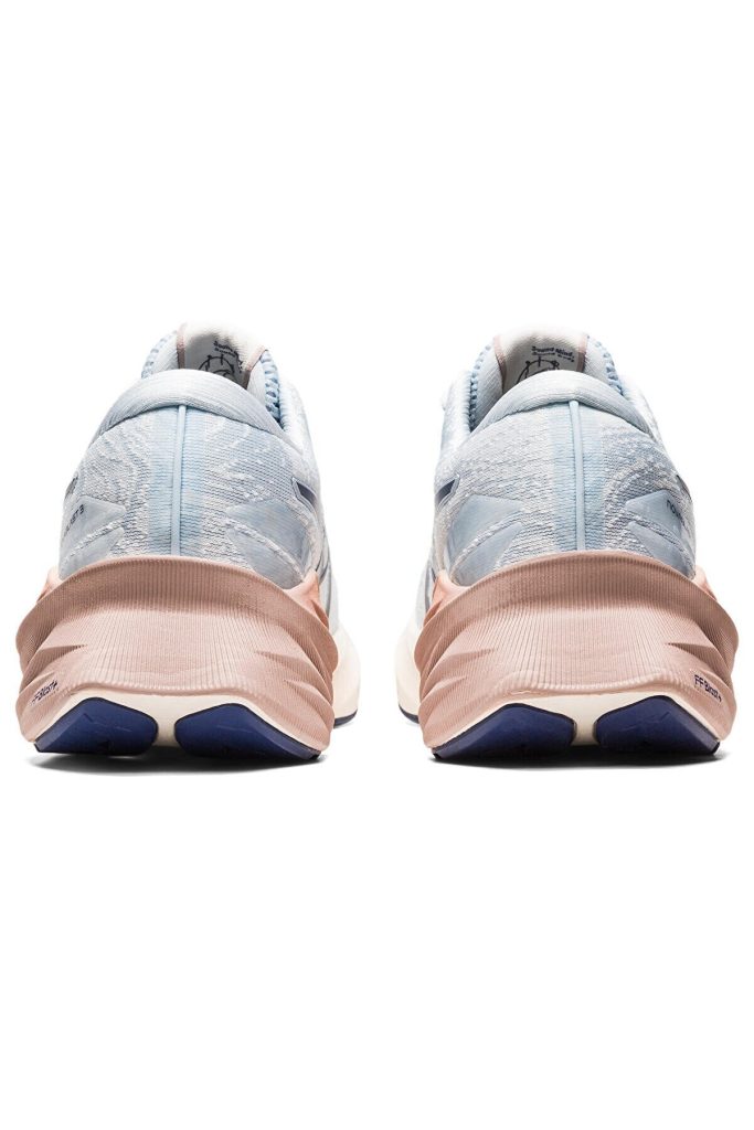 کفش رانینگ زنانه Novablast 3 خاکستری اسیکس asics بوفه