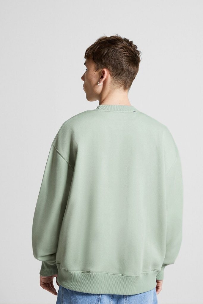 دورس یقه گرد بژ مردانه برند برشکا Bershka بوفه