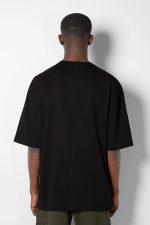 تی شرت اور سایز سفید اورجینال برشکا Bershka بوفه