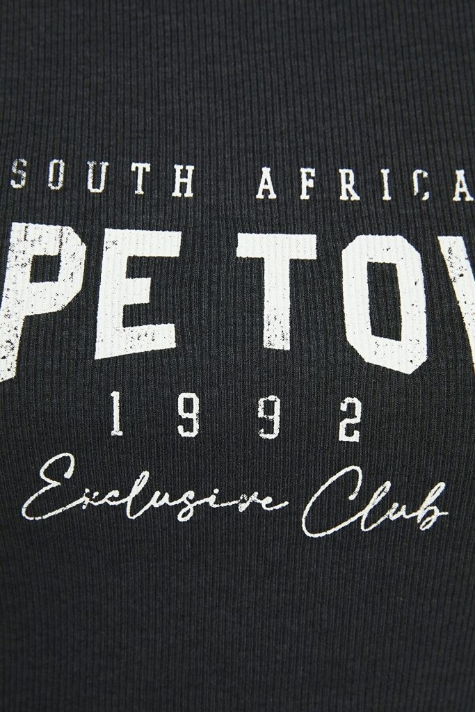 تاپ ورزشی بند دار زنانه مشکی برشکا Bershka بوفه